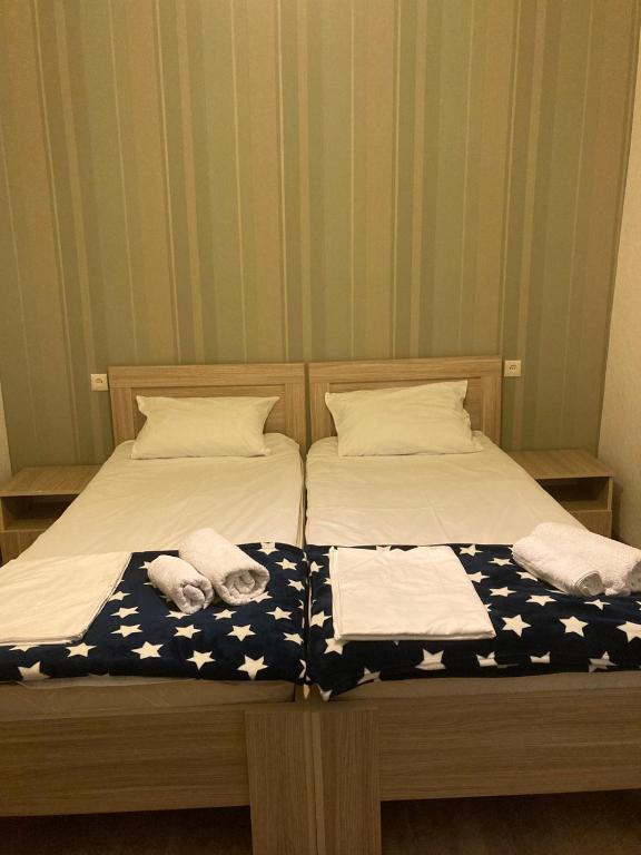 Happy Holiday room 2